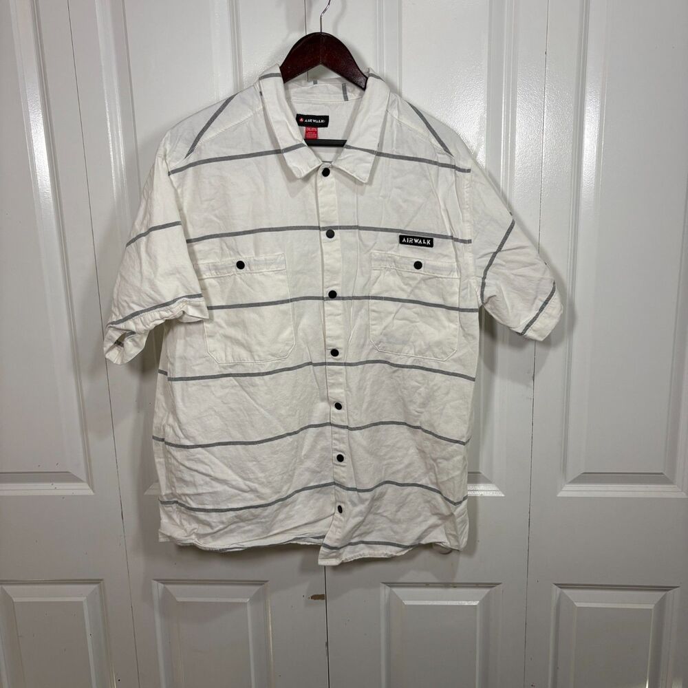 Airwalk Men’s 2XL Snap-Front Shirt White Gray Stripe Skate Style Streetwear